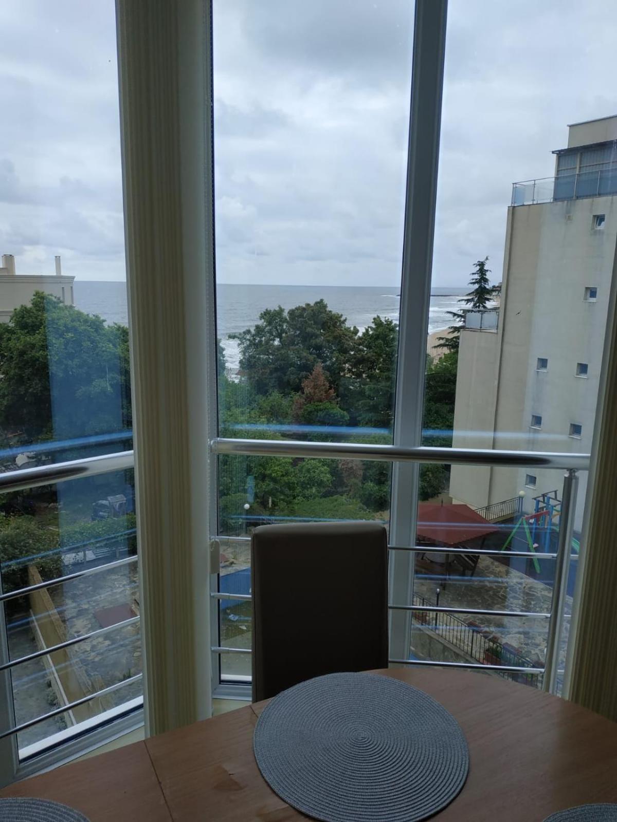 Kabakum Sea-View Apartament Zlatni pjasătsi Eksteriør bilde